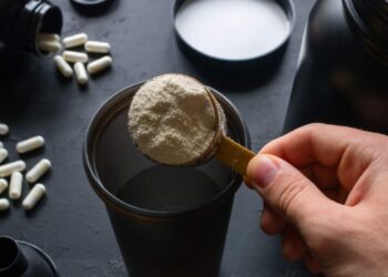 10 Supplements That Every Athlete Needs