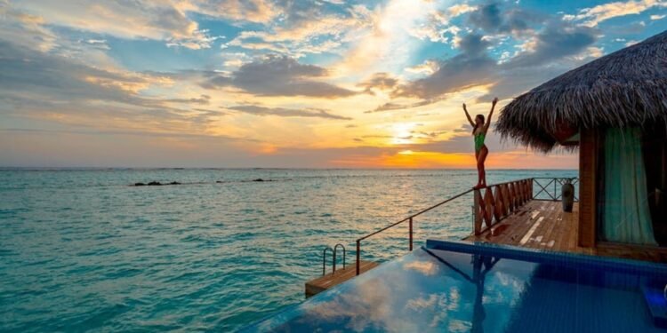 10 Ways to Stay Healthy While Traveling